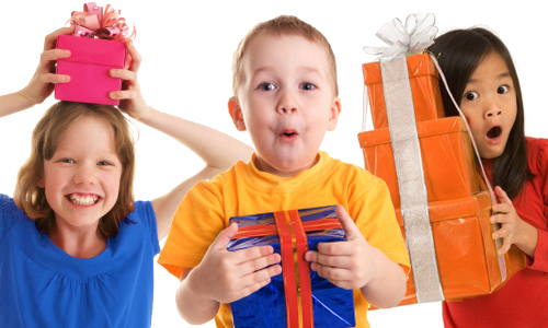 Make Your Kid Feel Special With Unique Gifts_2015