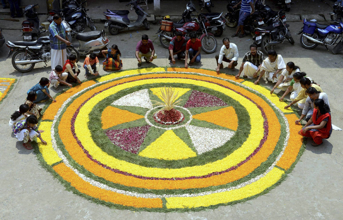 onam-rangoli-2 -Onam-Festival-Beautiful-Pookalam-Rangoli-Designs