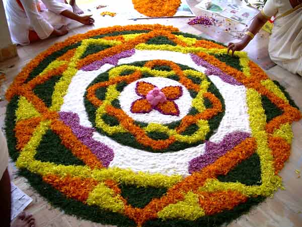 onam-rangoli-Onam-Festival-Beautiful-Pookalam-Rangoli-Designs