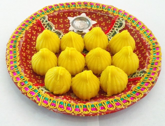 Ganpati-Special-Modak-Pooja-Thali