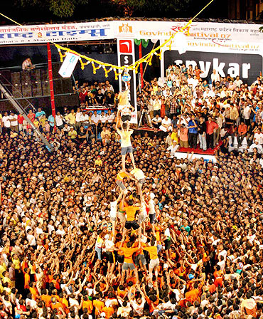 dahi-handi-images-wallpapers-photo-2015-4