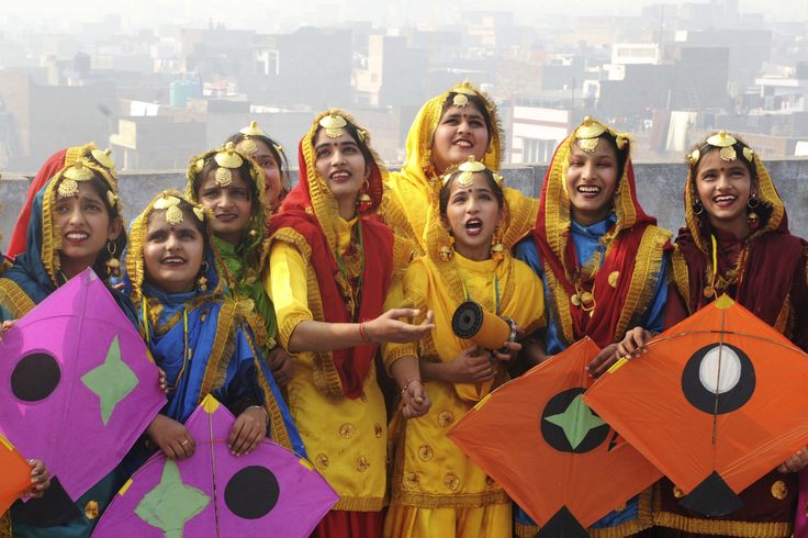 Happy lohri -punjabi-women-kits