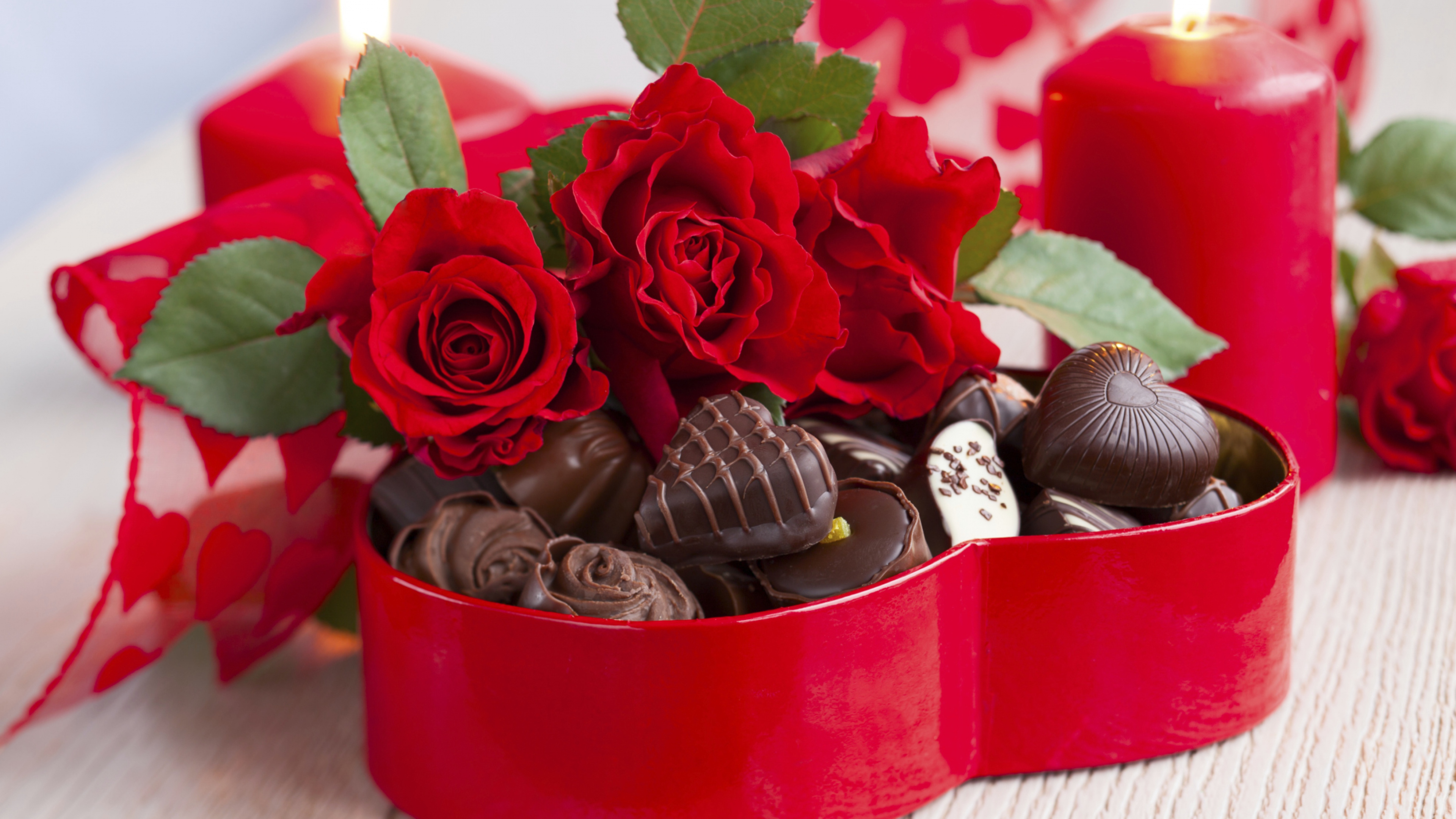 Chocolates-Box-Red-Roses-Valentine-Day-Gift-WallpapersByte-com-3840x2160