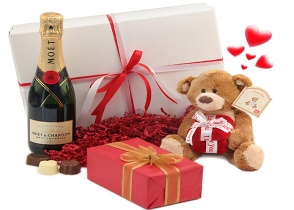 ideas-of-valentines-day-gift-for-him-2016