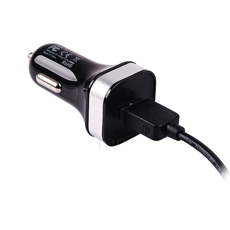 Momax_USB_Car_Charger_gifts-for-dad