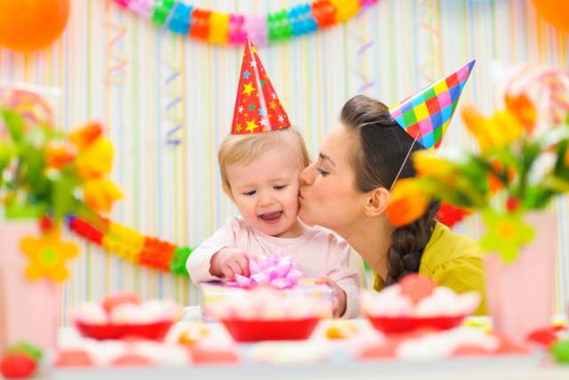 mom-baby-birthday-party-1st Birthday Gift Ideas for Kids