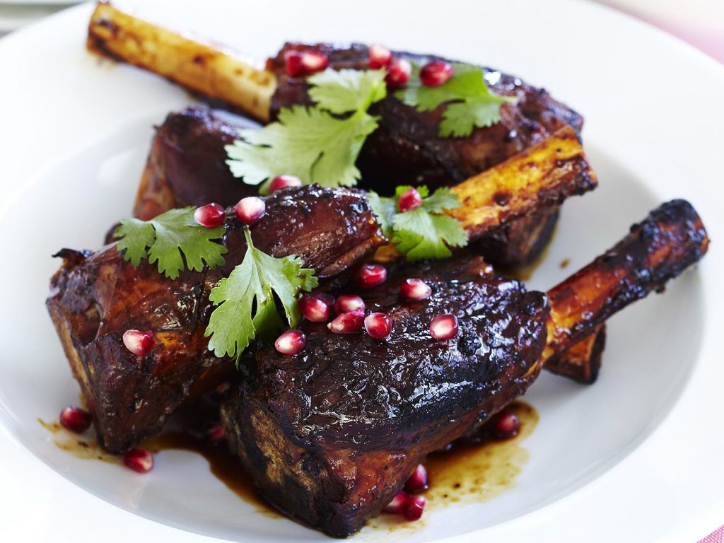 pomegranate-glazed-lamb-shanks