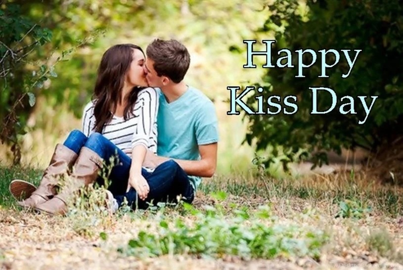 Kiss Day Wallpaper